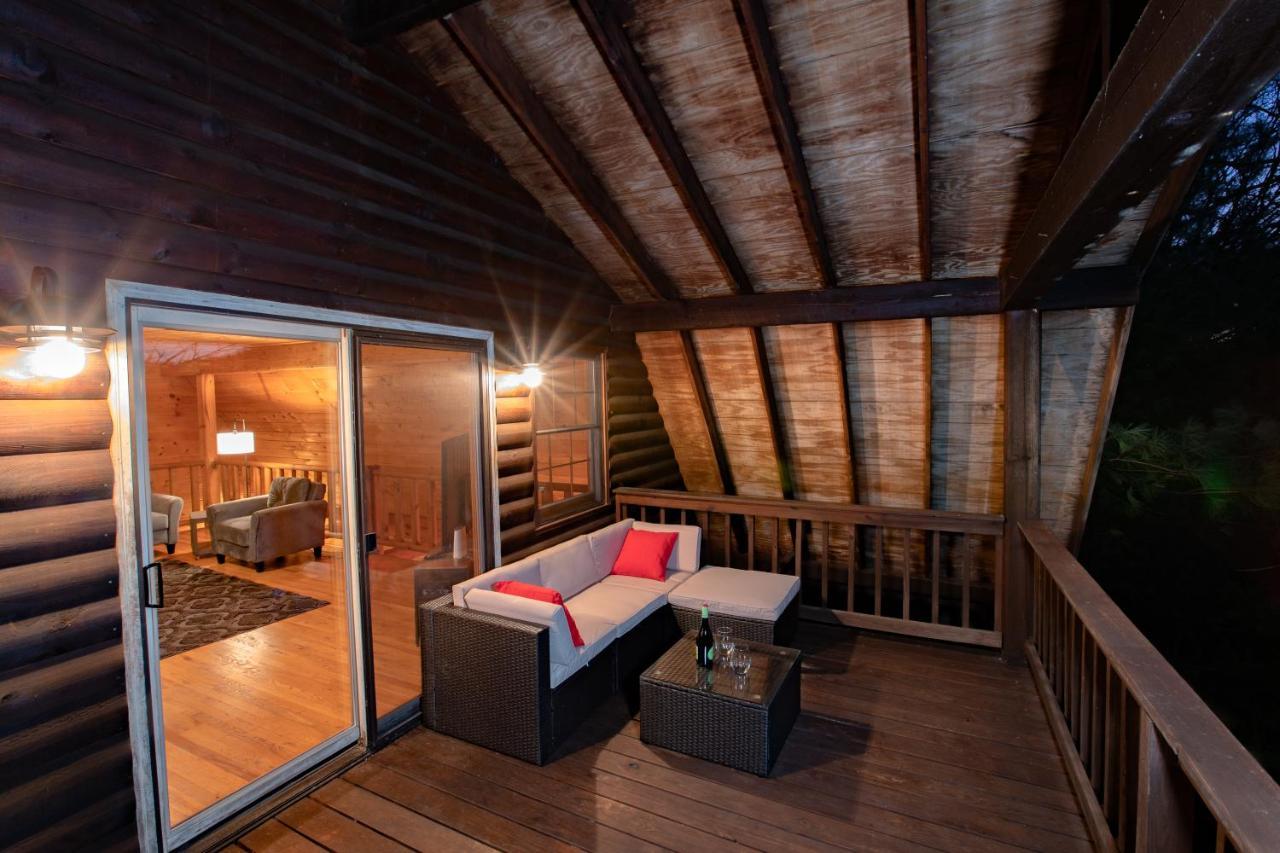 Treetops Cabin Easy To Asheville With Fast Wifi And Great View Swiss المظهر الخارجي الصورة