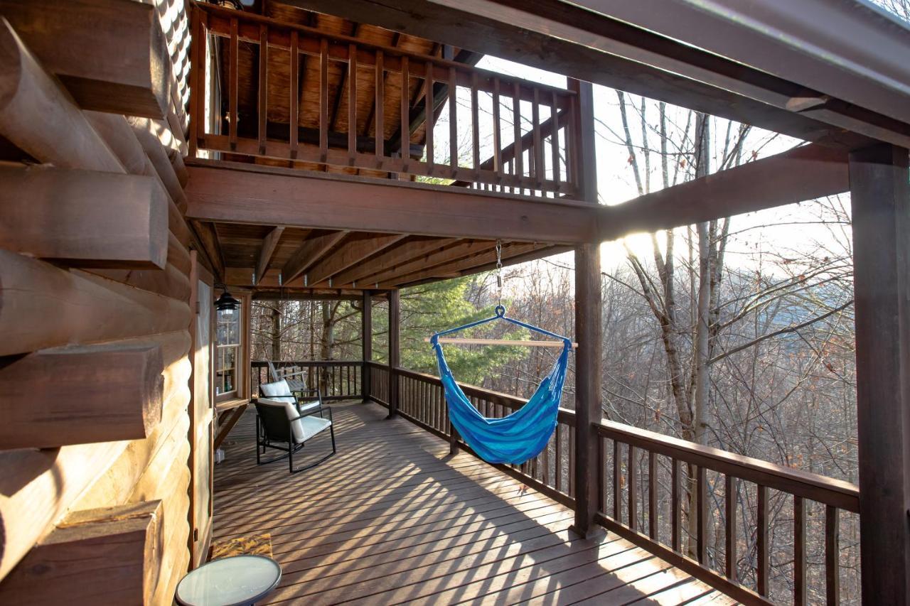 Treetops Cabin Easy To Asheville With Fast Wifi And Great View Swiss المظهر الخارجي الصورة