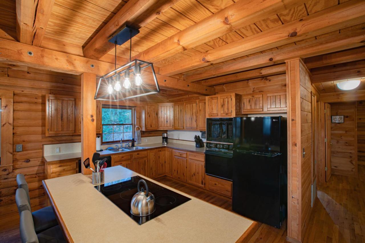 Treetops Cabin Easy To Asheville With Fast Wifi And Great View Swiss المظهر الخارجي الصورة