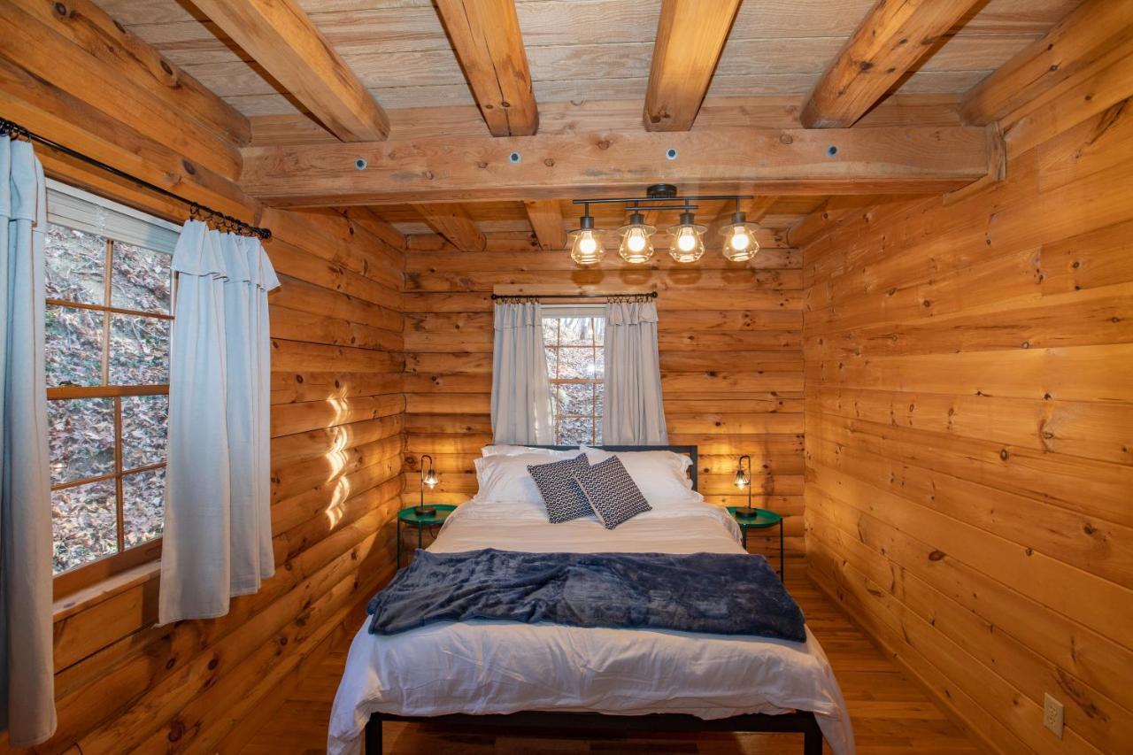 Treetops Cabin Easy To Asheville With Fast Wifi And Great View Swiss المظهر الخارجي الصورة