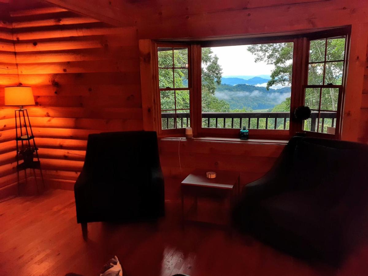 Treetops Cabin Easy To Asheville With Fast Wifi And Great View Swiss المظهر الخارجي الصورة